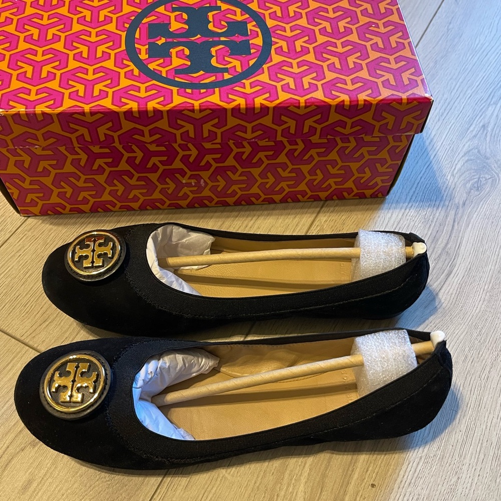 TORY BURCH CAROLINE 2 BALLET LANCASTER SUEDE FLATS 8 $295